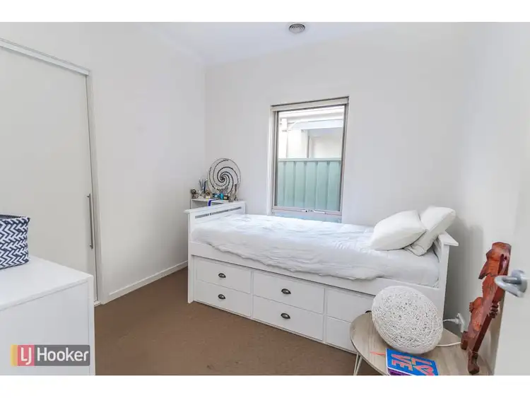 Seventh view of Homely house listing, 32 Fawkner Lane, Craigieburn VIC 3064