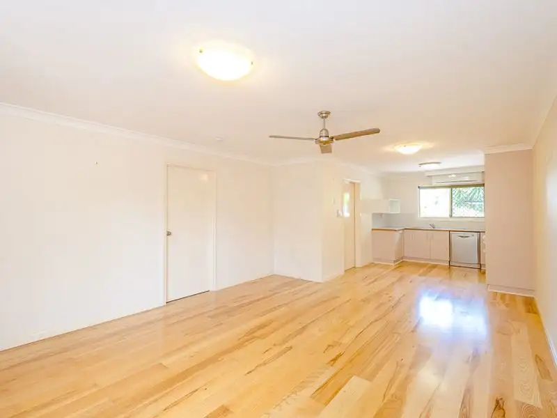 Main view of Homely unit listing, 2/5 William Street, Gladstone Central QLD 4680