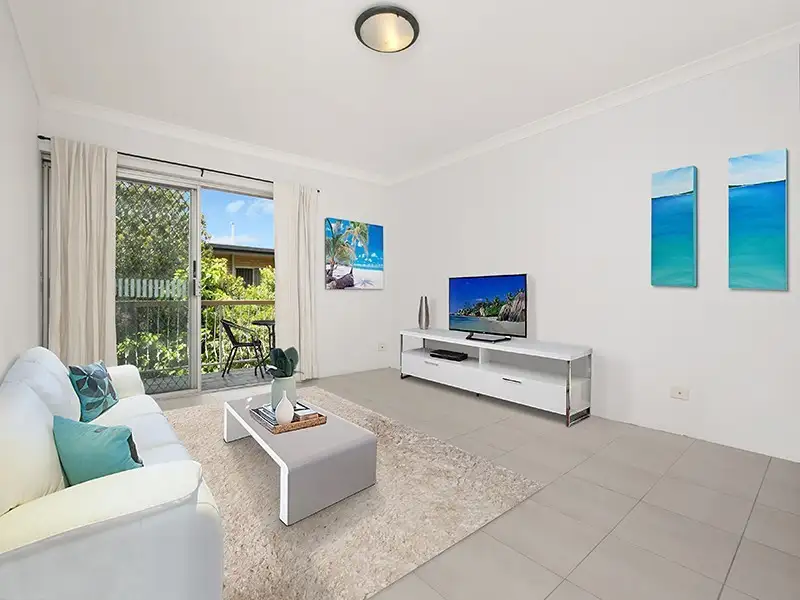Main view of Homely unit listing, 2/28 Birdwood Street, Coorparoo QLD 4151