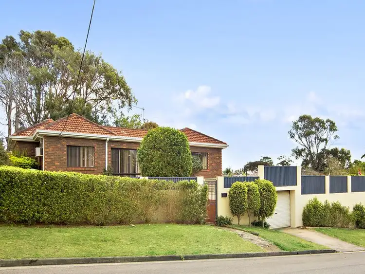 Second view of Homely house listing, 10 Eyre Street, Chifley NSW 2036