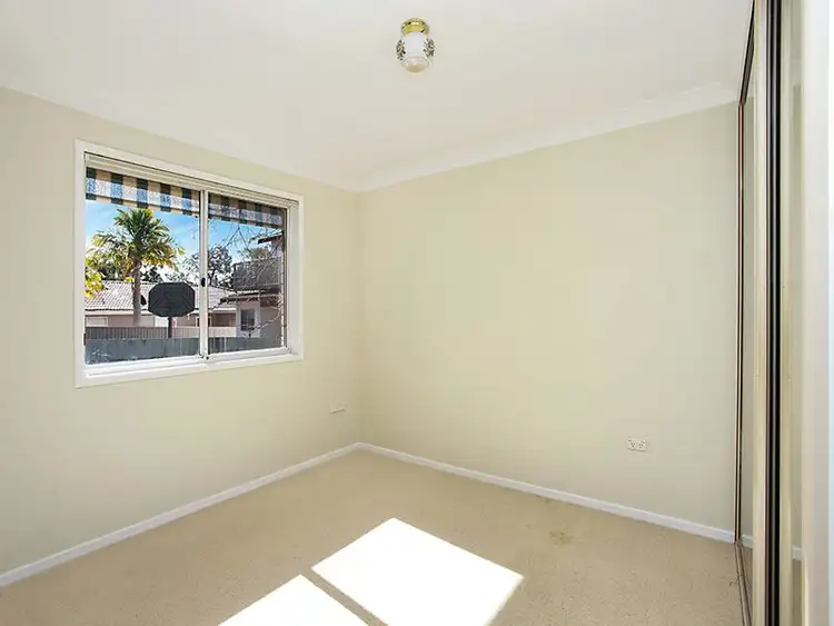 Fifth view of Homely villa listing, 4/14-16 Ocean View Road, Gorokan NSW 2263