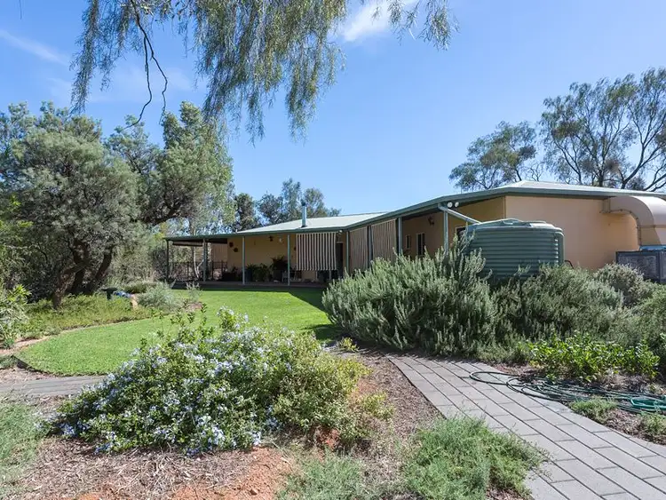 62 Bullen Road, Alice Springs NT 870