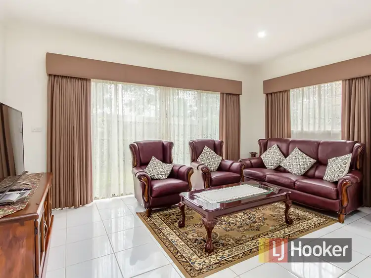 Second view of Homely townhouse listing, 1/19 Keller Court, Hampton Park VIC 3976