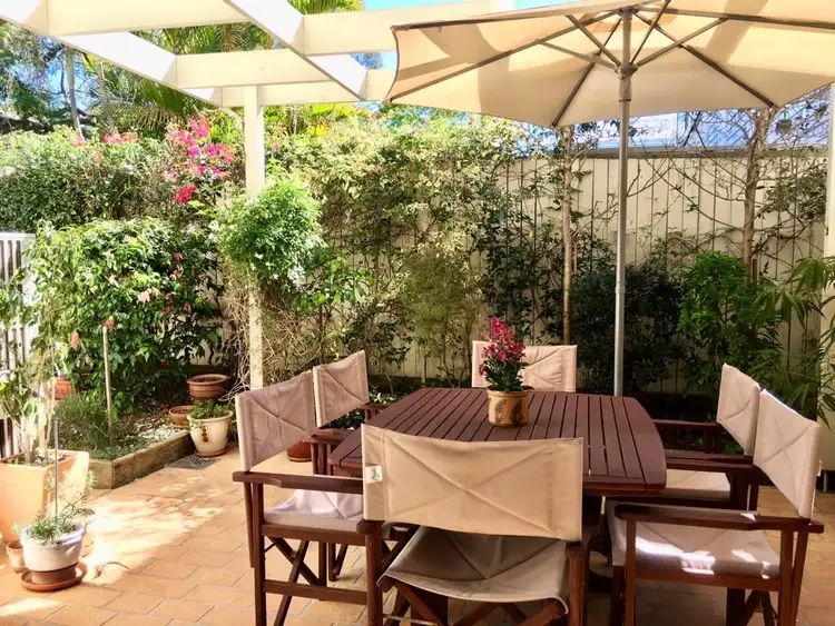 Fourth view of Homely townhouse listing, 2/117 Ekibin Road, Annerley QLD 4103