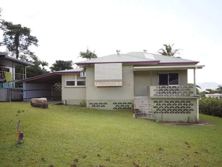 8 Briggs Street, Tully QLD 4854