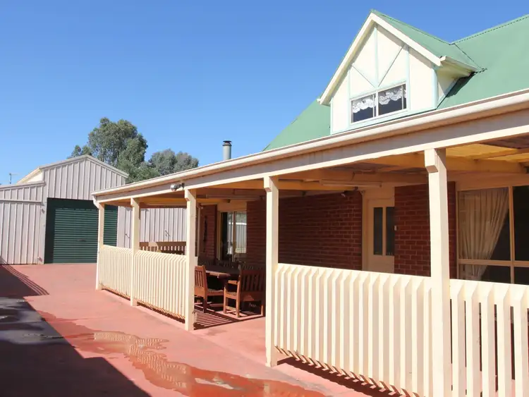 Second view of Homely house listing, 86 Nihil St, Alexandra VIC 3714