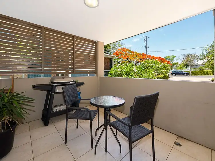 Sixth view of Homely unit listing, 3/60 Kensington Terrace, Toowong QLD 4066