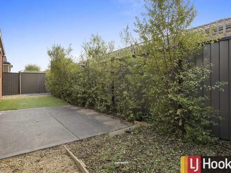 Seventh view of Homely house listing, 17 Glenfern Circuit, Truganina VIC 3029