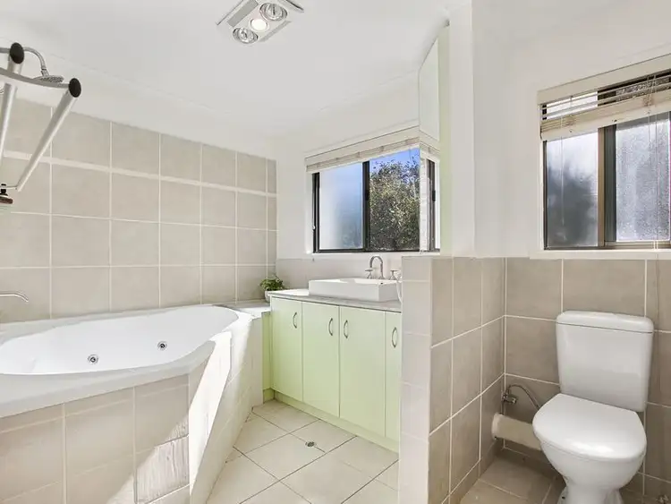 Fifth view of Homely unit listing, 1/1539 David Low Way, Centenary Heights QLD 4573