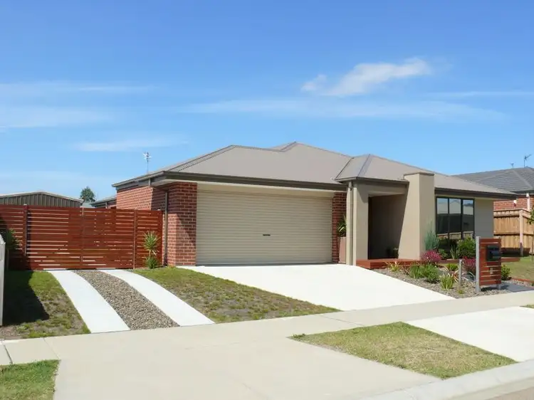 9 Jim Way, Paynesville VIC 3880