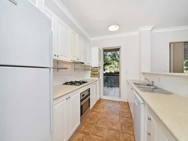 Fifth view of Homely apartment listing, 2/127 Banksia Street, Botany NSW 2019