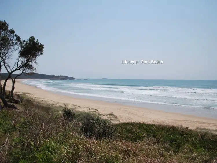 Fifth view of Homely townhouse listing, 1/9 Vincent Street, Coffs Harbour NSW 2450