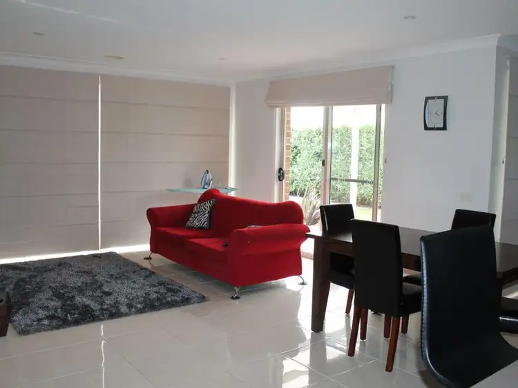 Second view of Homely house listing, 7 Windsor Court, Bairnsdale VIC 3875