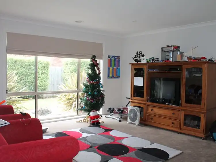Fourth view of Homely house listing, 7 Windsor Court, Bairnsdale VIC 3875