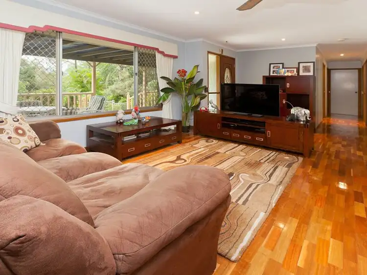 91- 93 Woodlands Avenue, Camira QLD 4300