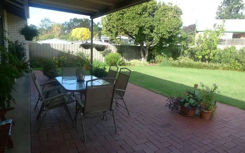 Main view of Homely unit listing, 2/653 Ryan Road, Albury NSW 2640