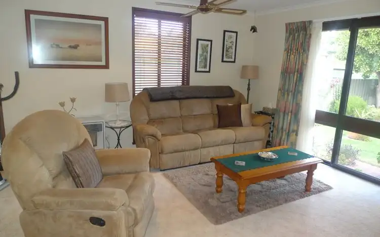 Fifth view of Homely unit listing, 2/653 Ryan Road, Albury NSW 2640