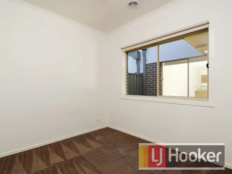 Sixth view of Homely house listing, 4 Tolpis Lane, Cranbourne North VIC 3977