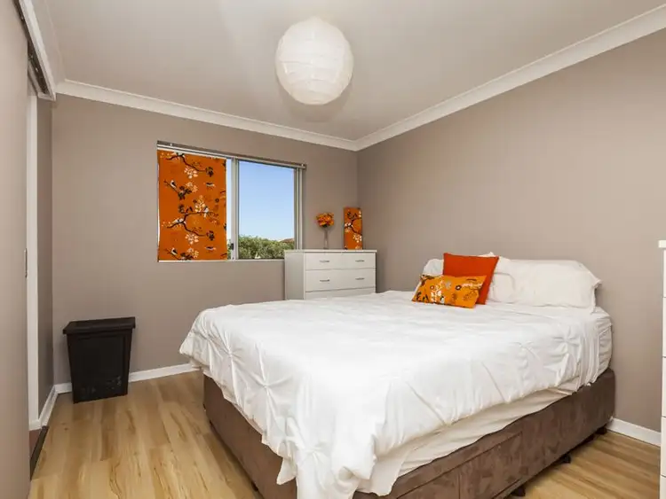 Fifth view of Homely unit listing, 17/25 Darrambal Street, Surfers Paradise QLD 4217