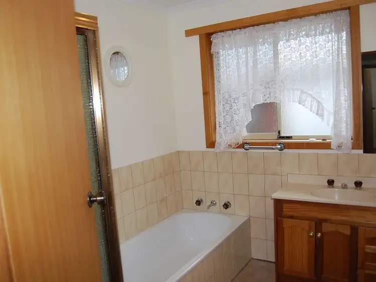 Seventh view of Homely unit listing, 4/51 A Jackson Street, Wynyard TAS 7325