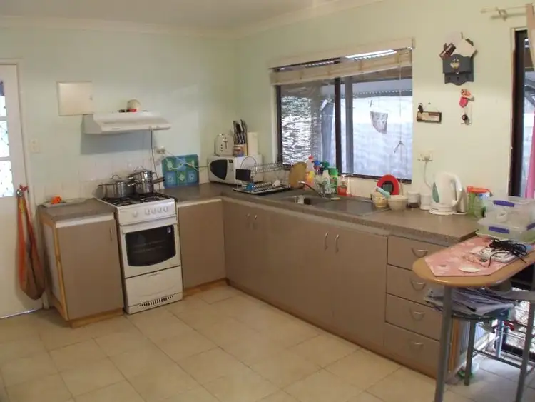 Third view of Homely house listing, 9/2 Eighth Road, York WA 6302