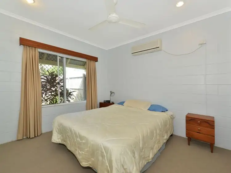 Sixth view of Homely semi-detached listing, 2/24 Ireland Crescent, Whitfield QLD 4870