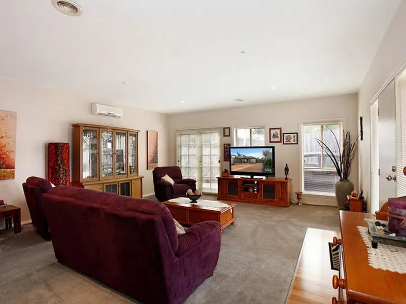 Main view of Homely unit listing, 2/48 Fortescue Avenue, Seaford VIC 3198