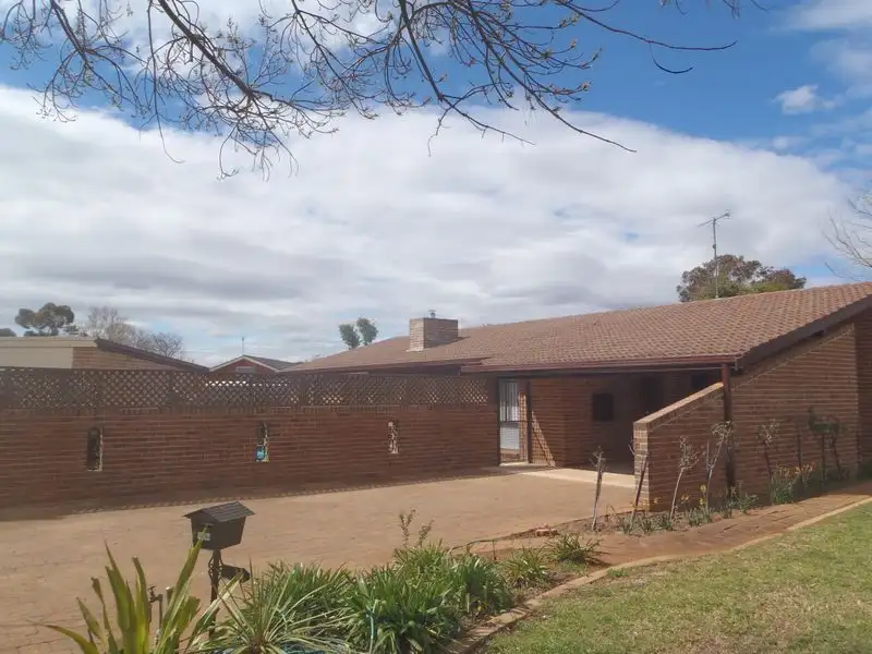 Main view of Homely house listing, 3 Osborne Place, Dubbo NSW 2830