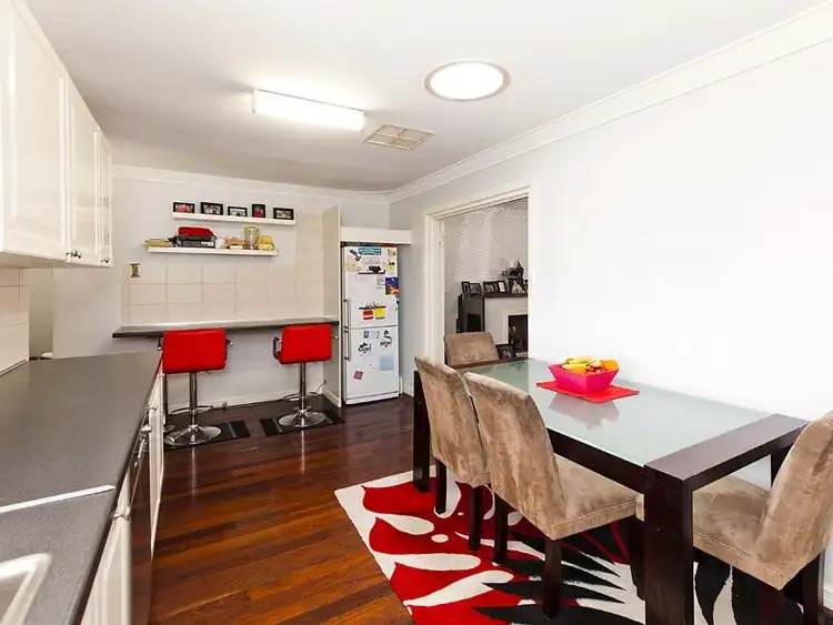 Sixth view of Homely house listing, 8 Heather Street, Martin WA 6110