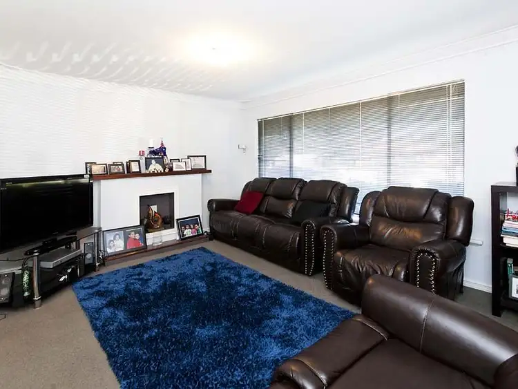 Seventh view of Homely house listing, 8 Heather Street, Martin WA 6110