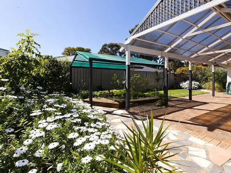 Second view of Homely house listing, 8 Heather Street, Martin WA 6110
