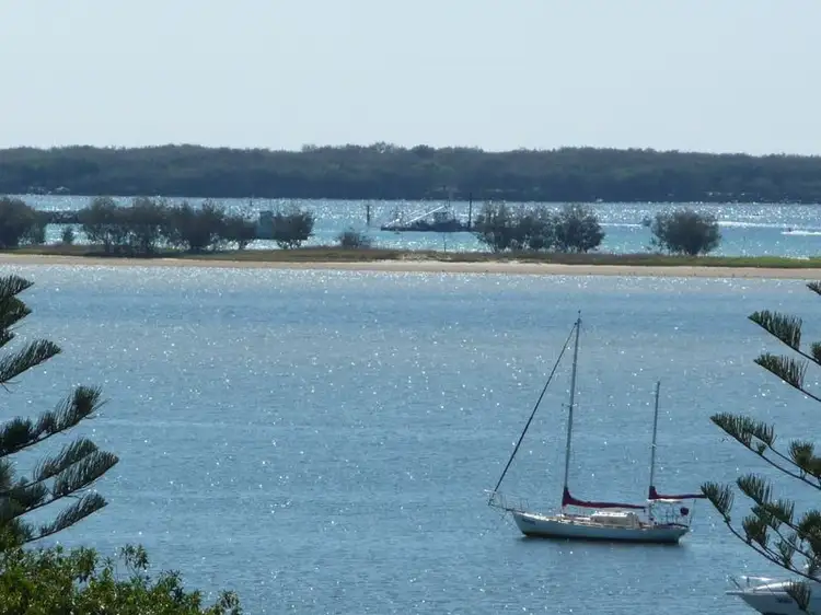 12/204 Marine Parade, Labrador QLD 4215