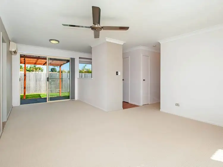 Fifth view of Homely semi-detached listing, 2/26 Crystal Reef Drive, Coombabah QLD 4216