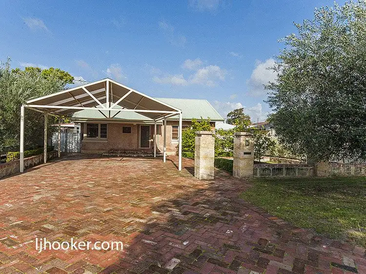 9A Taree Street, St James WA 6102
