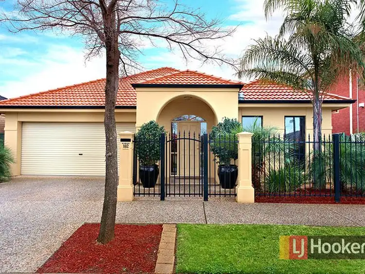 182 Sanctuary Dr, Mawson Lakes SA 5095