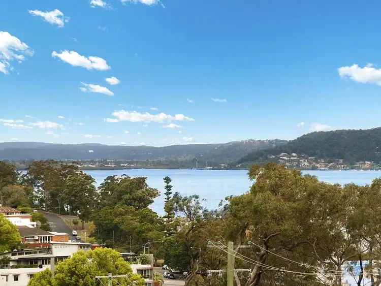 35/92 John Whiteway Drive, Gosford NSW 2250