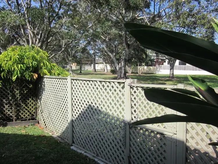 Fifth view of Homely semi-detached listing, 2/4 Ellen Street, Southport QLD 4215