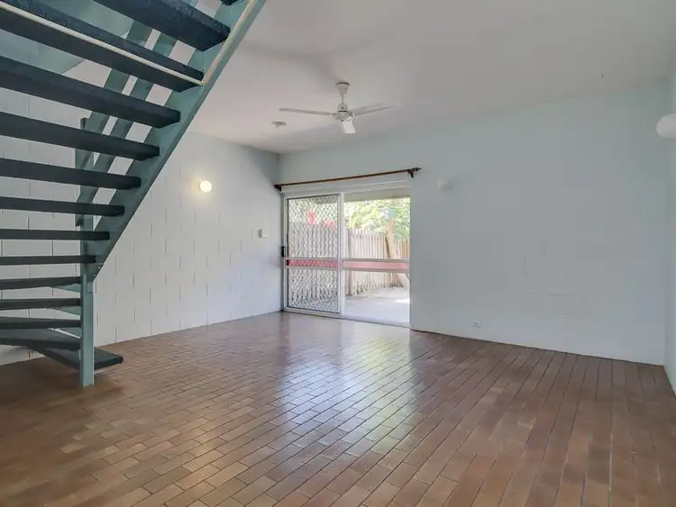 Main view of Homely unit listing, 10/11 Pioneer Street, Manoora QLD 4870
