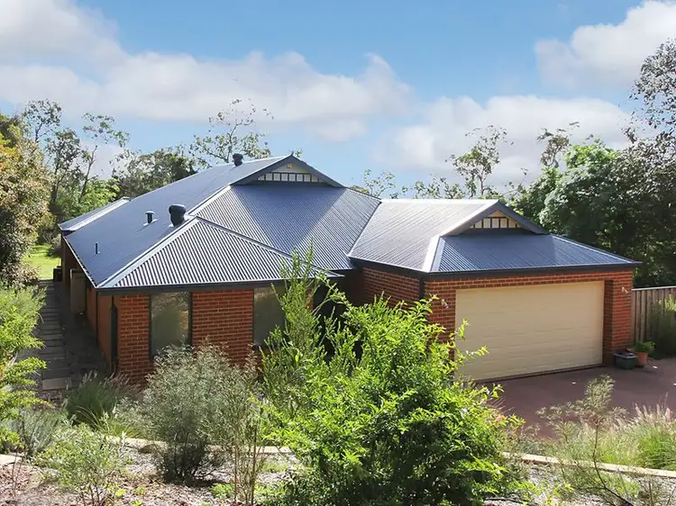 25 Zamia Road, Gooseberry Hill WA 6076