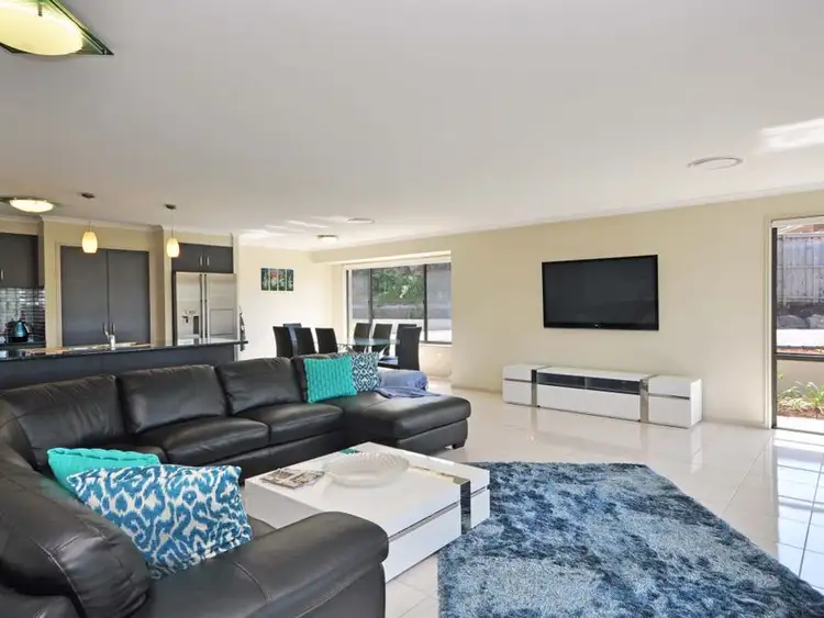 Sixth view of Homely house listing, 7 Galeff Place, Bolwarra Heights NSW 2320