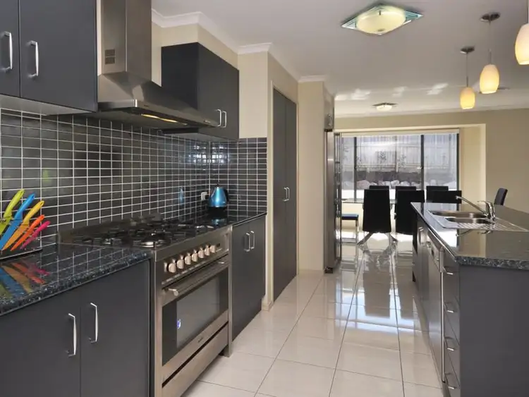 Third view of Homely house listing, 7 Galeff Place, Bolwarra Heights NSW 2320