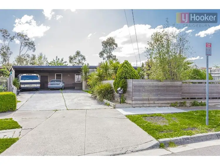 Second view of Homely house listing, 20 Crockett Avenue, Craigieburn VIC 3064