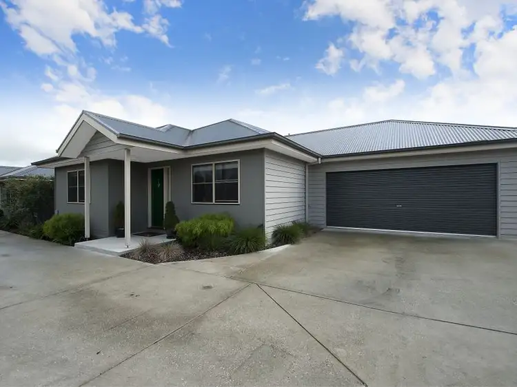 Second view of Homely unit listing, 4/54 Hart Street, Colac VIC 3250
