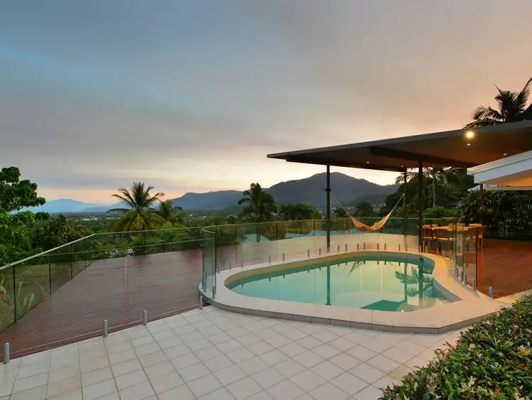 1 Price Close, Edge Hill QLD 4870