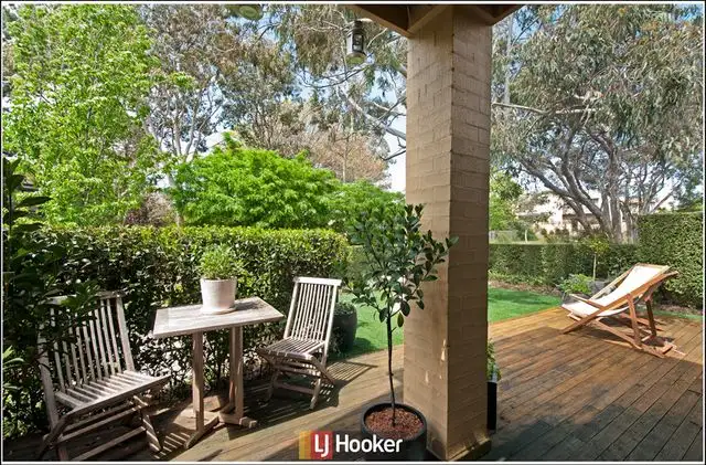 Main view of Homely townhouse listing, 2/9 Winton Place, Holder ACT 2611