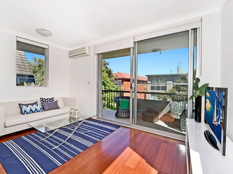 Second view of Homely unit listing, 3/15 Clarke Street, Vaucluse NSW 2030