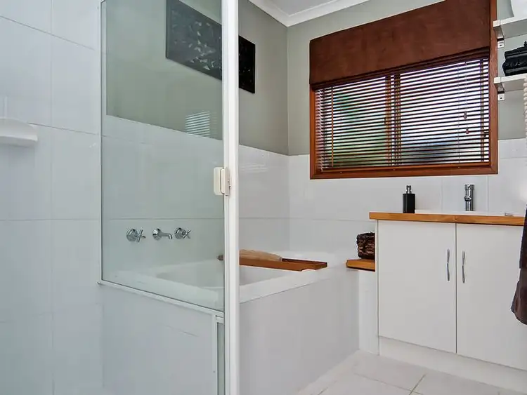 Sixth view of Homely house listing, 8 Parham Court, Evanston Park SA 5116