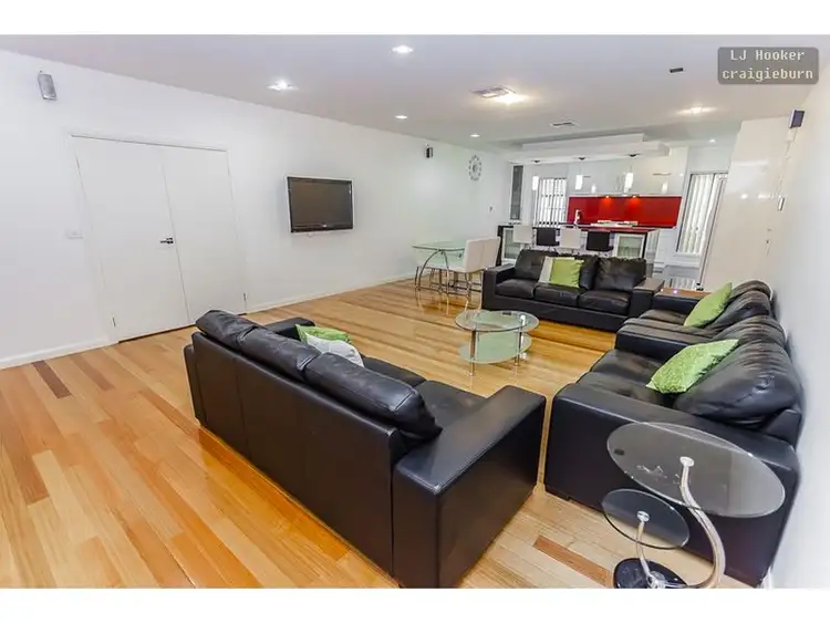 Fifth view of Homely house listing, 4 Ravenwoods Way, Craigieburn VIC 3064