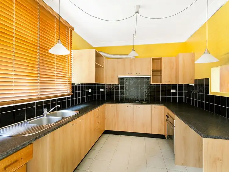 Second view of Homely unit listing, 4/10-14 BRUCE STREET, Brighton-le-sands NSW 2216