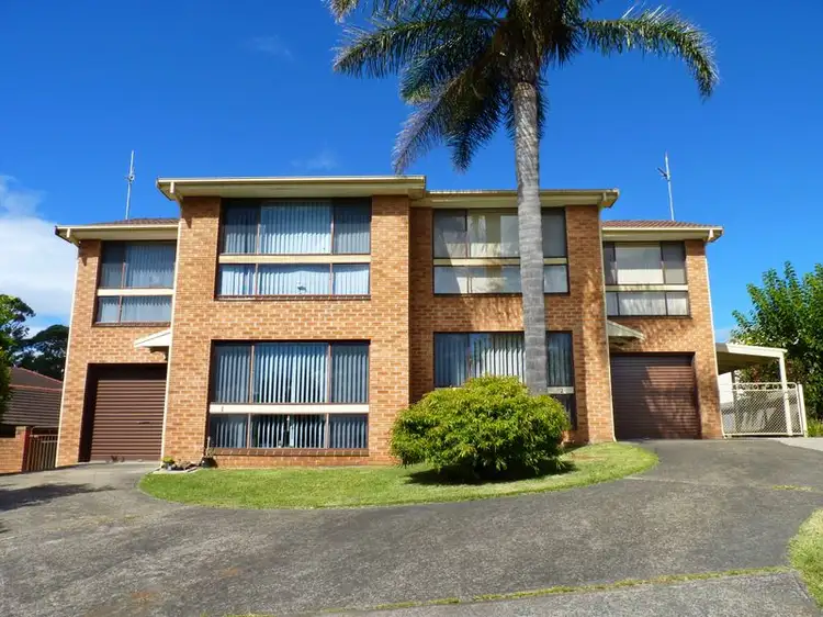 2/3 Lilly Place, Mollymook NSW 2539
